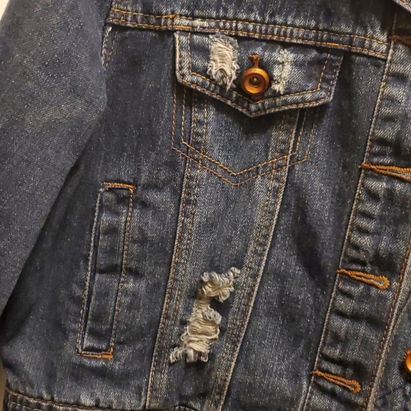 Distressed Jean jacket - Picture 4 of 6